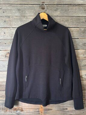 Cable & Gauge Studio Black Mock Neck Pullover Top with Pockets - Size M